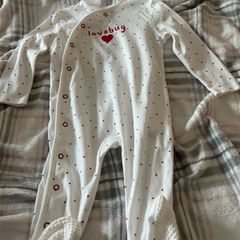 Girls new sleeping suit 9/12 mths
