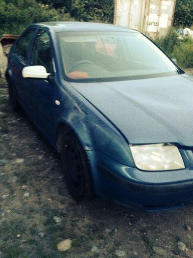 Voltswagon bora 1.9 tdi pd engine comfort line raven blue 02