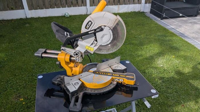 JCB Sliding Compound Mitre Saw