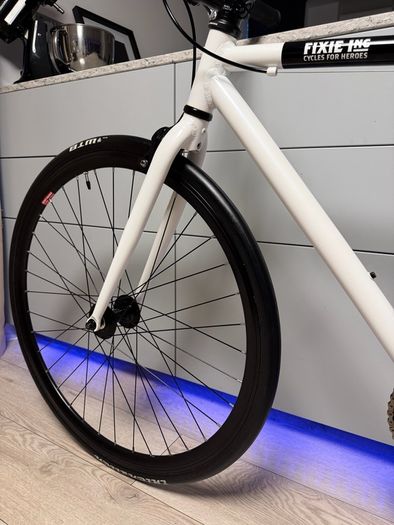 FIXIE Inc. Floater Single Speed Bike (Like New)