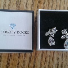 celebrity rocks earrings