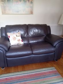 2 sofas