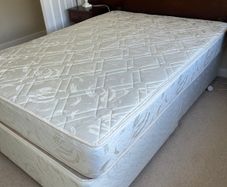Double divan bed base & mattress