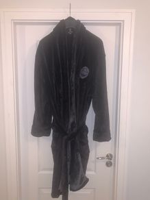 Barhrobe men Guiness brand new