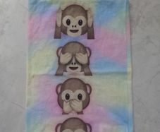 Emoji snood