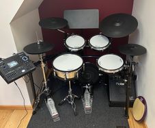 Roland TD516 V-Drums Electronic Drum Set
