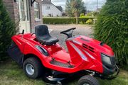 Ride on lawnmower