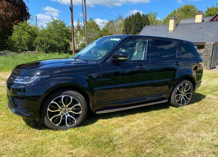 2022 Range Rover Sport P400e HSE Silver Edition
