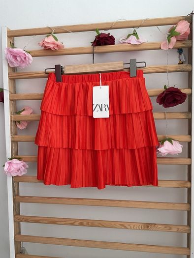 skirt Zara mini pleated tiered skirt coral red small