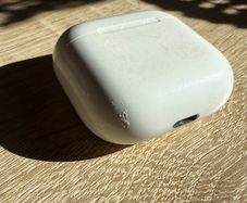 apple AirPods 4 Case