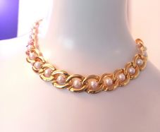 Vintage 1980s Statement Necklace Gold tone and Pearl