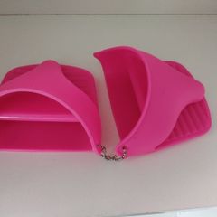 2 Silicone Oven Gloves