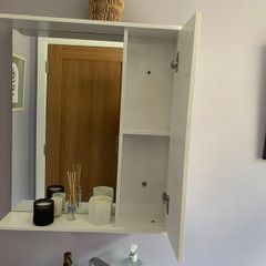 mirror cabinet