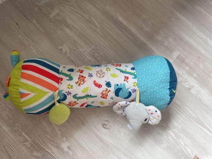 Babycare tummy time roller/pillow