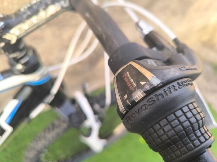 22" Felt Mountain Bike