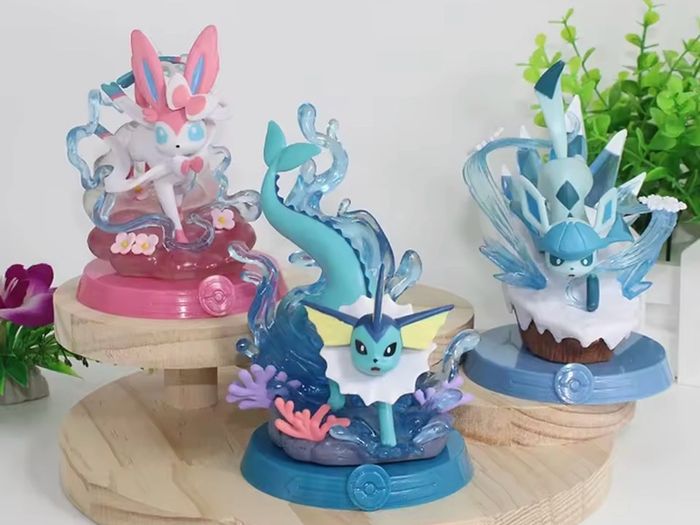 Pokemon Statues