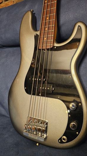 Fender American Professional II Precision Bass