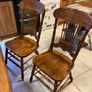 Extendable Dining table and 6 chairs Image 4