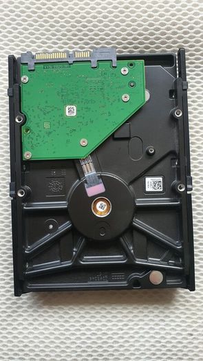 Original Seagate hard drive 2000GB 2TB capacity