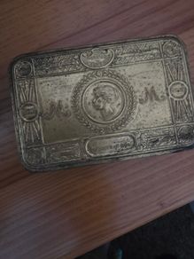 1914 tin with pencil holder