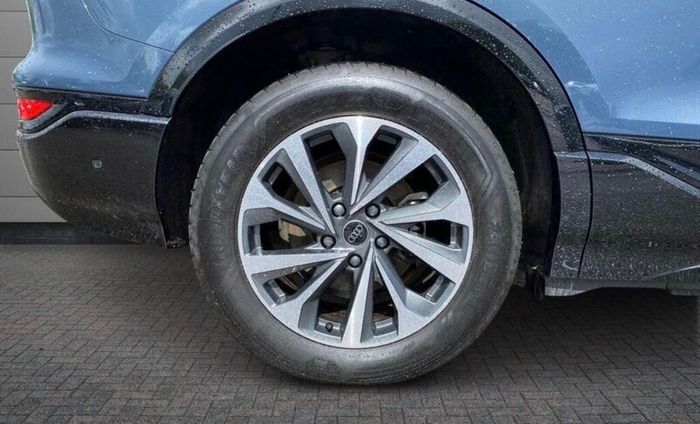 Brand new 19inch alloys with wheels (From Audi Q6)