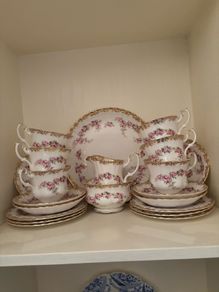 Royal Albert Dimity Rose 21 Piece China Tea Set