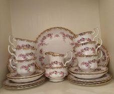 Royal Albert Dimity Rose 21 Piece China Tea Set