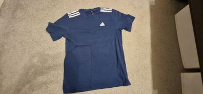 Adidas T-Shirt