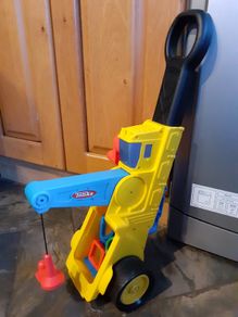 Kids Tonka Magnet Toy