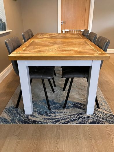Extendable Table
