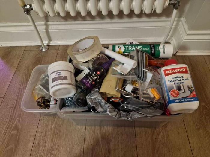 Free box of tools and DIY bits