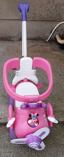 Minnie Mouse Activity Plane
