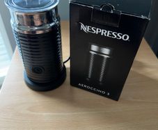 Nespresso Aeroccino3 Milk Frother, Black
