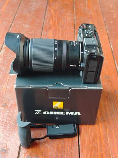 nikon