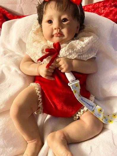 SOLD SOLD. XMAS beautiful reborn baby doll beautiful