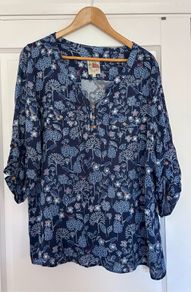 Mantaray Blue Floral Print Blouse Size 20