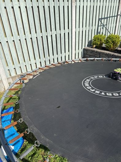 trampoline