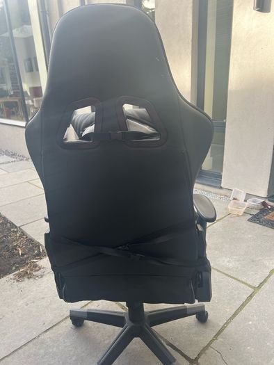 XRocker Agility Esports swivel gaming chair