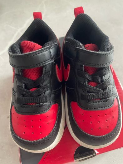 Nike court borough toddler size 5