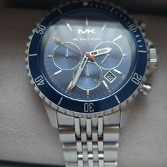 Michael Kors Bayville Chronograph MK8727 A Timeless Masterpiece