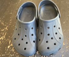 kids crocs size 1 NAVY