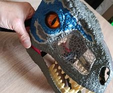 Mattel Jurassic World Velociraptor Blue Electronic Mask