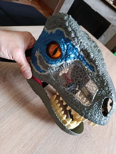 Mattel Jurassic World Velociraptor Blue Electronic Mask