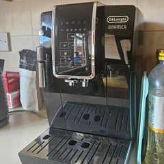 Delonghi Dinamica coffee machine