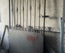 Double Iron Gates