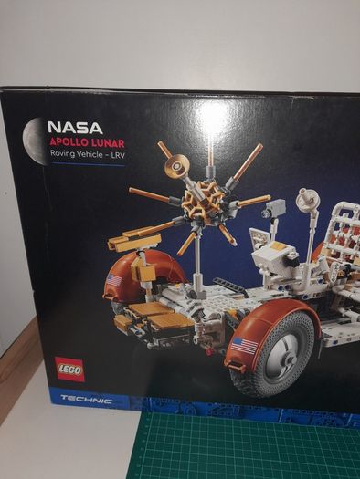 LEGO Technic NASA Apollo Lunar Roving Vehicle (LRV)  42182