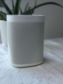 Sonos One wireless speaker in white