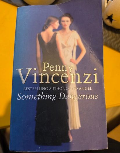 8 Penny Vincenzi novels