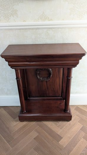 Decorative stand