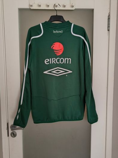 Vintage 2004/06 Ireland FAI Umbro Sweatshirt